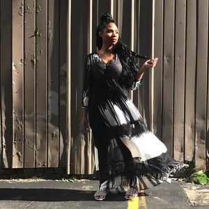 Lace Detail Maxi Dress